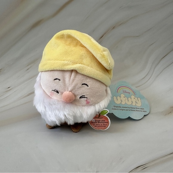 🏰 Disney Ufufy Snow White Happy Dwarf Apple Blossom Scented Plush Toy - Picture 1 of 3
